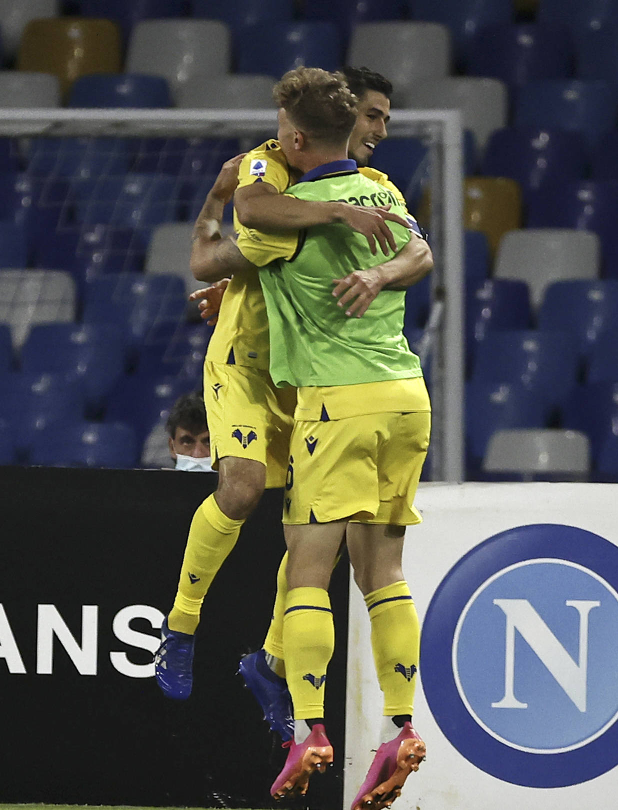 开云-包含那不勒斯在主场逼平，积分榜稍显瘸腿的词条